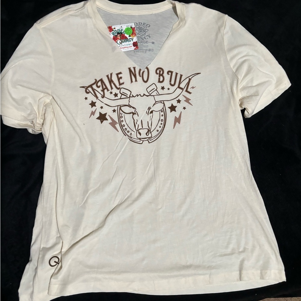 XL graphic tee with v-neck cut
